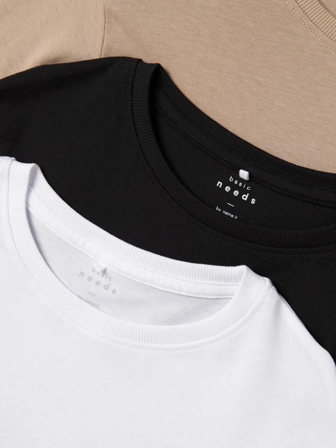 model_shot-front_full